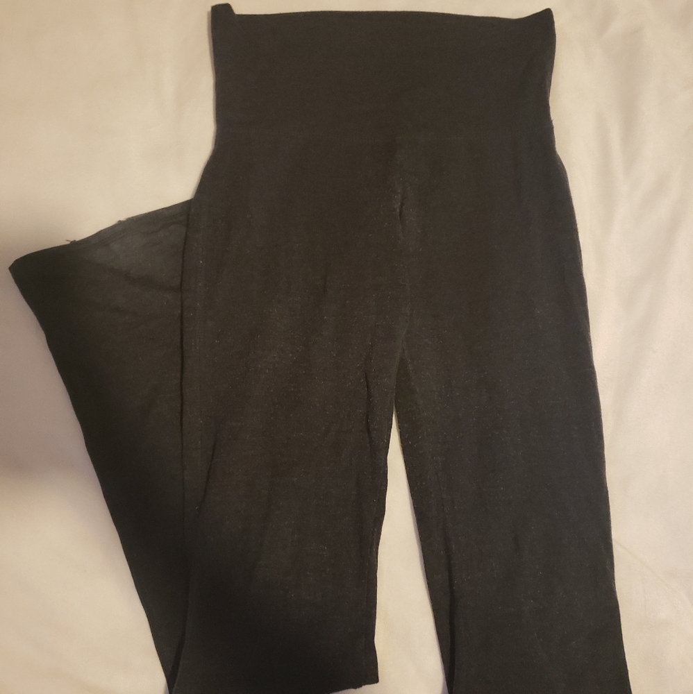 American Eagle Flare Yoga Pants